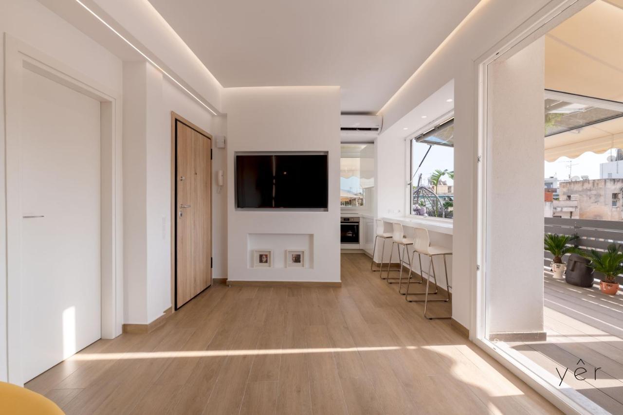 Terrace House For Festive Fun Athen